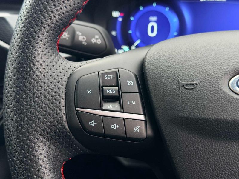 Used Ford Kuga 2023 for sale - 77427314: Photo 35