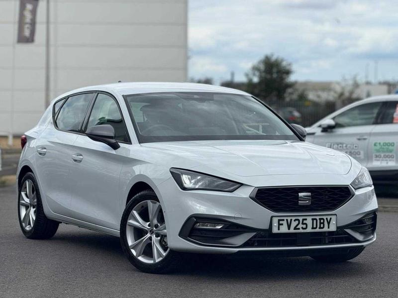 Used SEAT Leon 2025 for sale - 76384976: Photo 1