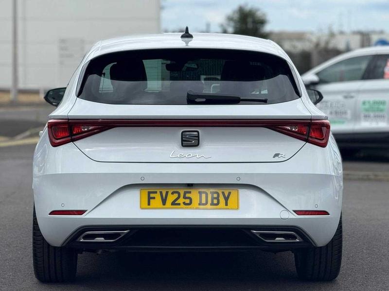 Used SEAT Leon 2025 for sale - 76384976: Photo 4