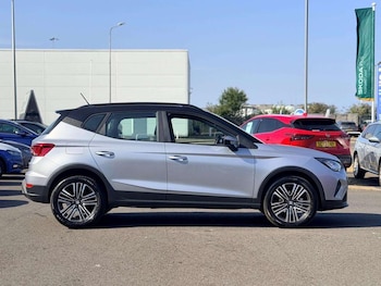Used SEAT Arona 2024 for sale - 79383881: Photo
