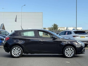 Used Alfa Romeo Giulietta 2019 for sale - 75761038: Photo