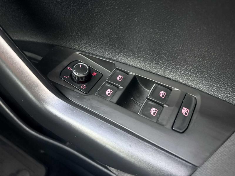 Used Volkswagen Polo 2019 for sale - 76216548: Photo 37