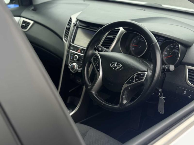 Used Hyundai i30 2016 for sale - 76184551: Photo 17