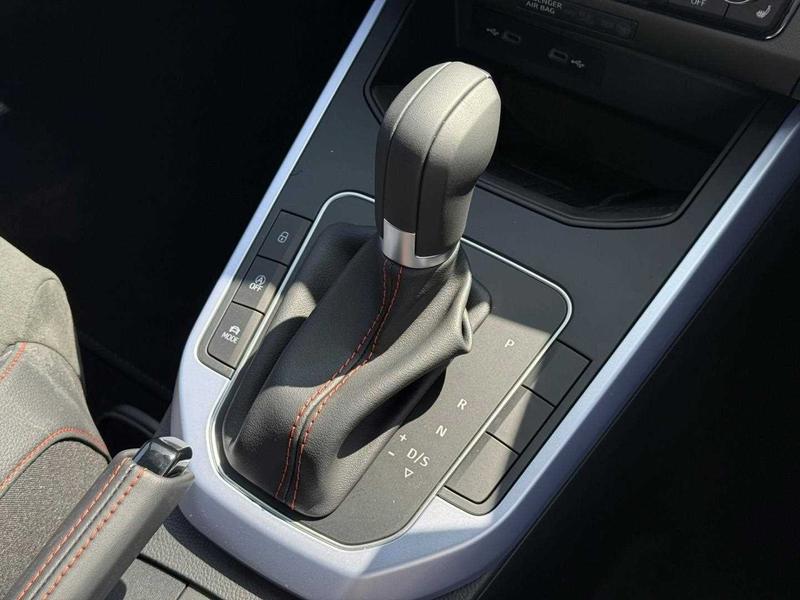 Vehicle 33
