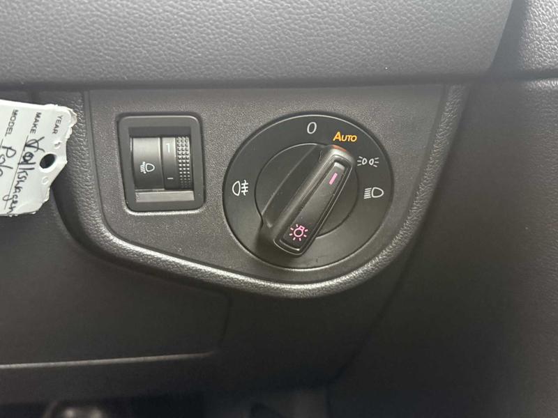 Used Volkswagen Polo for sale - 76168288: Photo 27