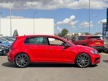 Used Volkswagen Golf 2017 for sale - 79312271: Photo