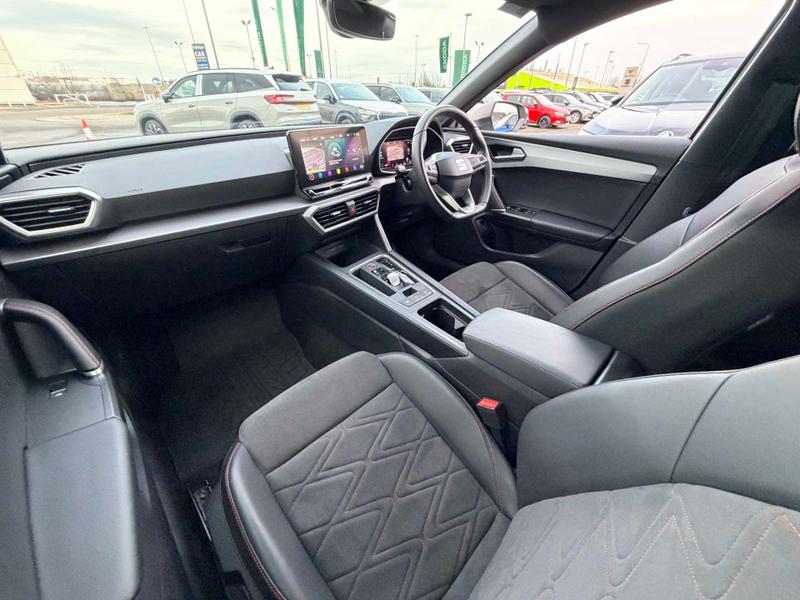 Used SEAT Leon 2025 for sale - 77878343: Photo 2