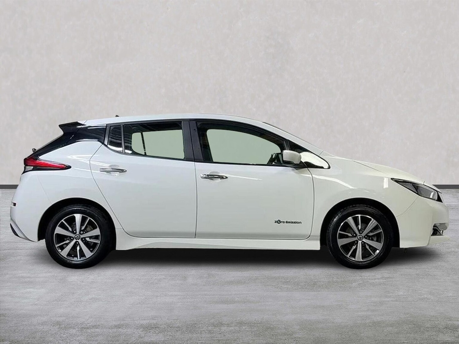 Used Nissan Leaf 2020 for sale - 76963523: Photo 3