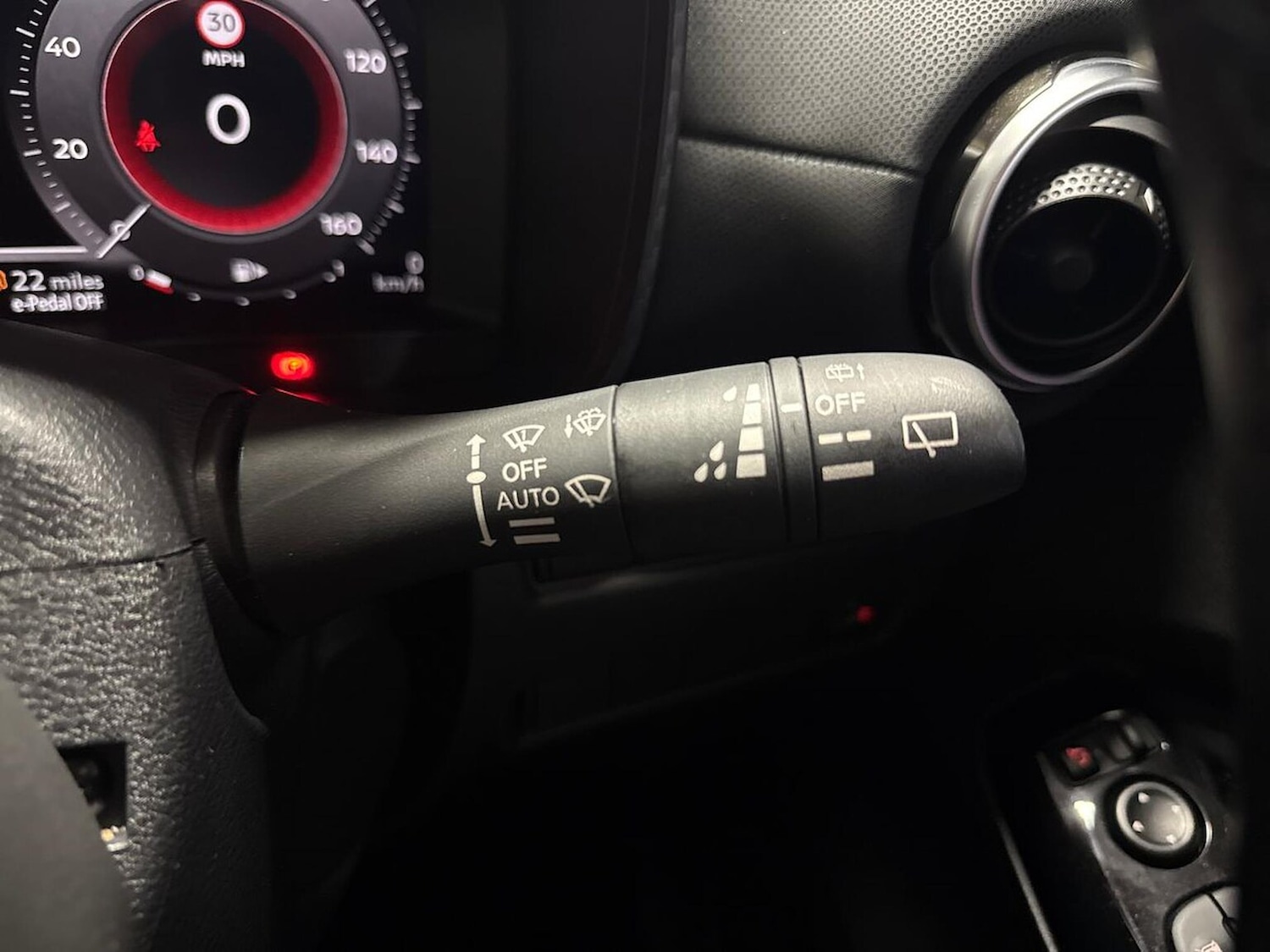 Used Nissan Juke 2024 for sale - 76846040: Photo 27