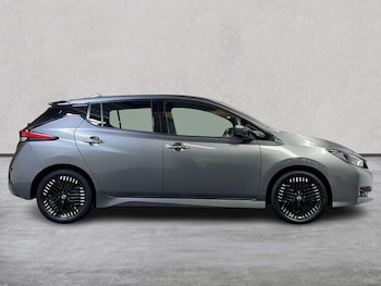 Used Nissan Leaf 2022 for sale - 76231715: Photo