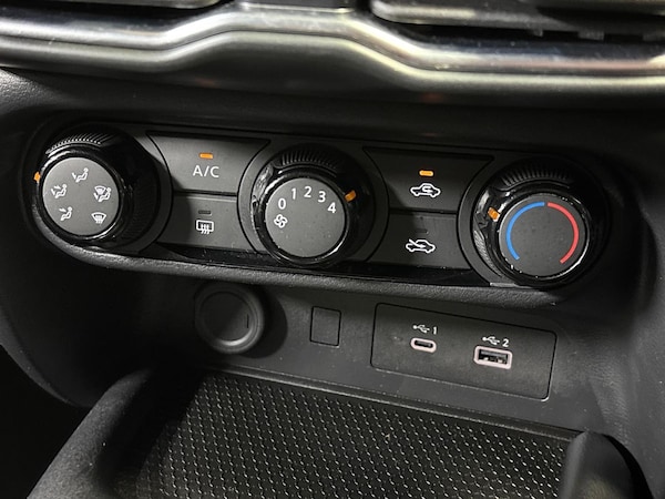Used Nissan Juke 2025 for sale - 76114237: Photo 12