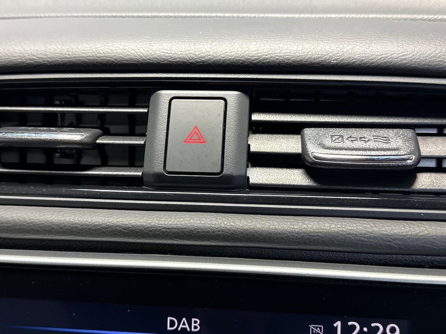 Used Nissan Leaf 2024 for sale - 76735537: Photo 22