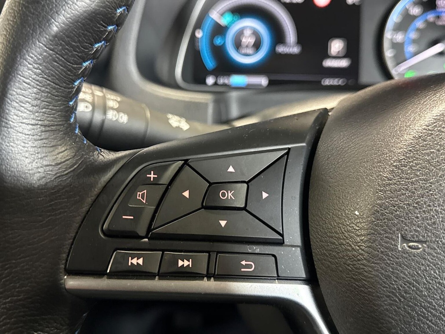 Used Nissan Leaf 2024 for sale - 76735537: Photo 24