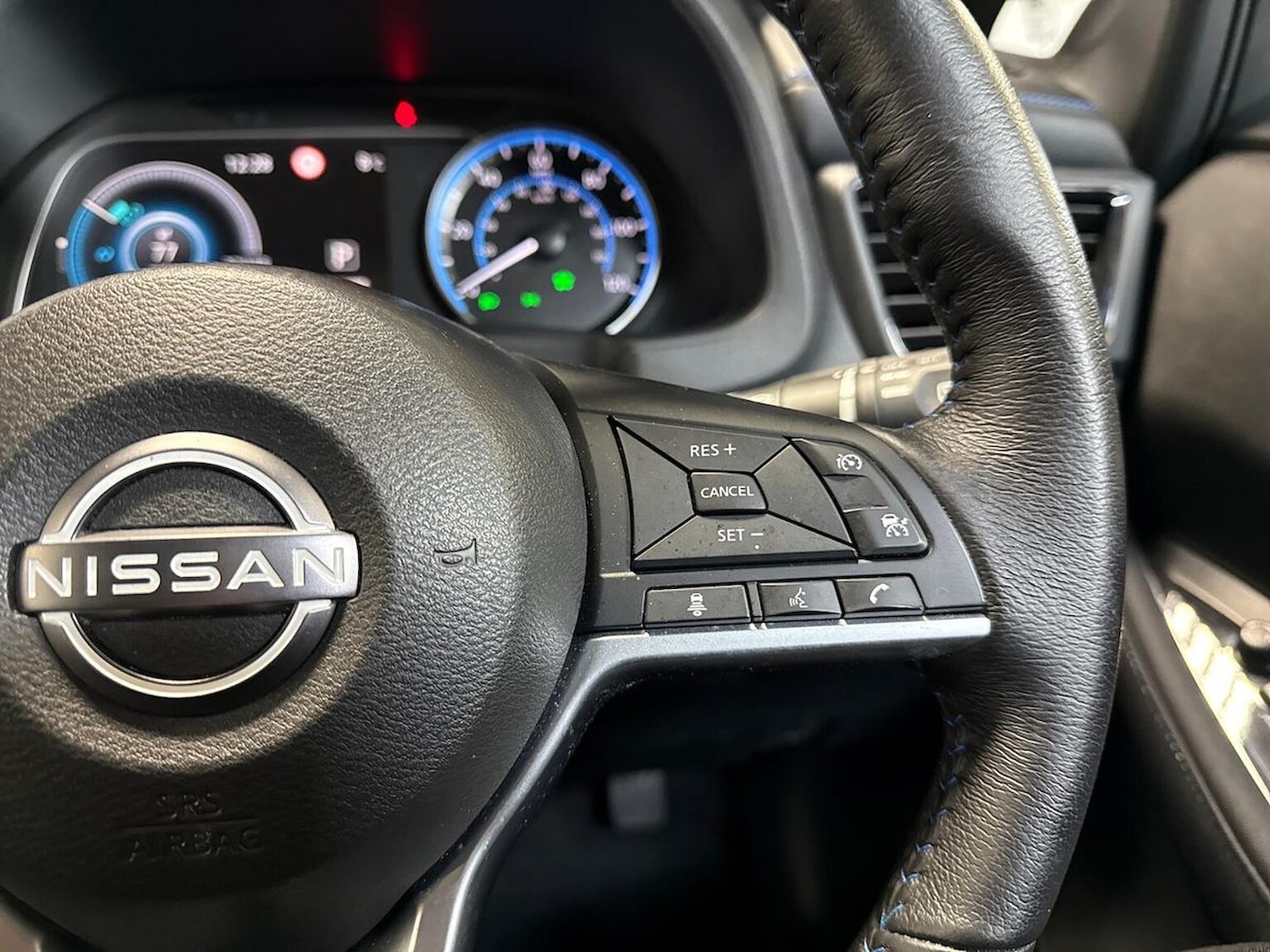 Used Nissan Leaf 2024 for sale - 76735537: Photo 25