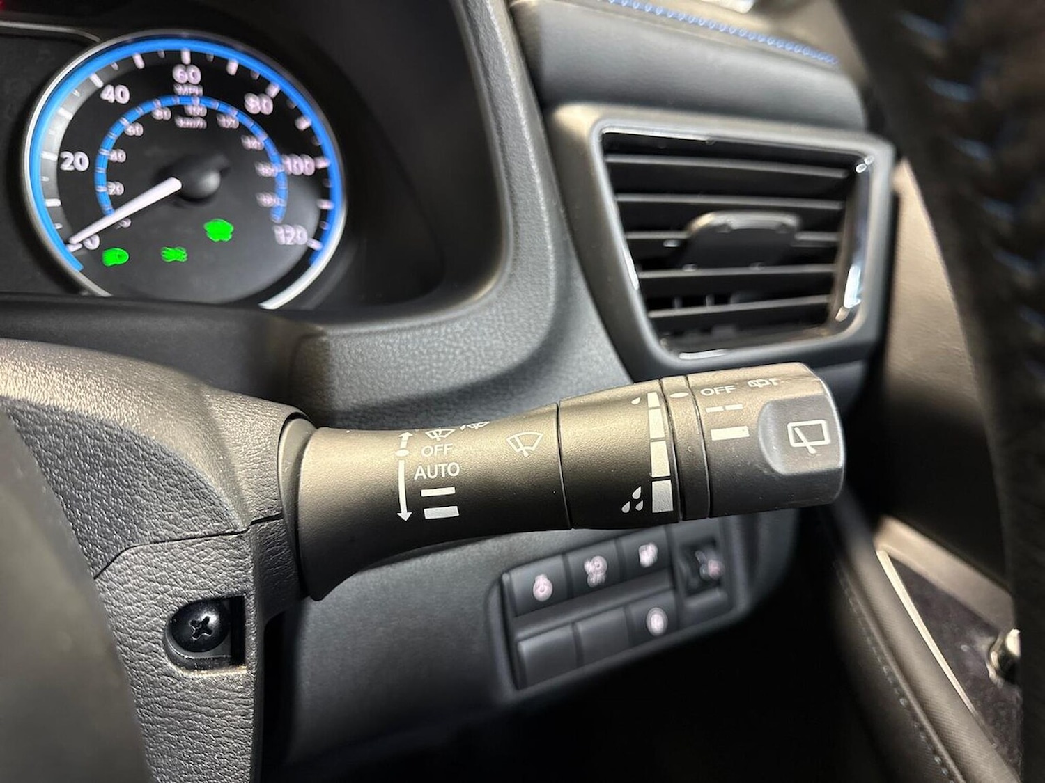 Used Nissan Leaf 2024 for sale - 76735537: Photo 27