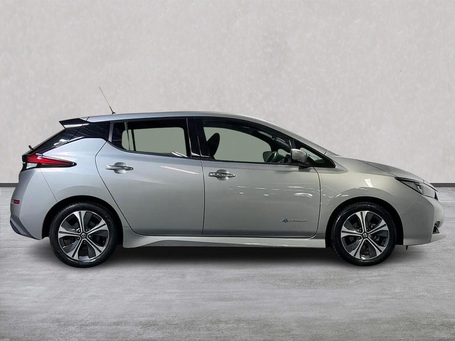 Used Nissan Leaf 2021 for sale - 77488420: Photo 3
