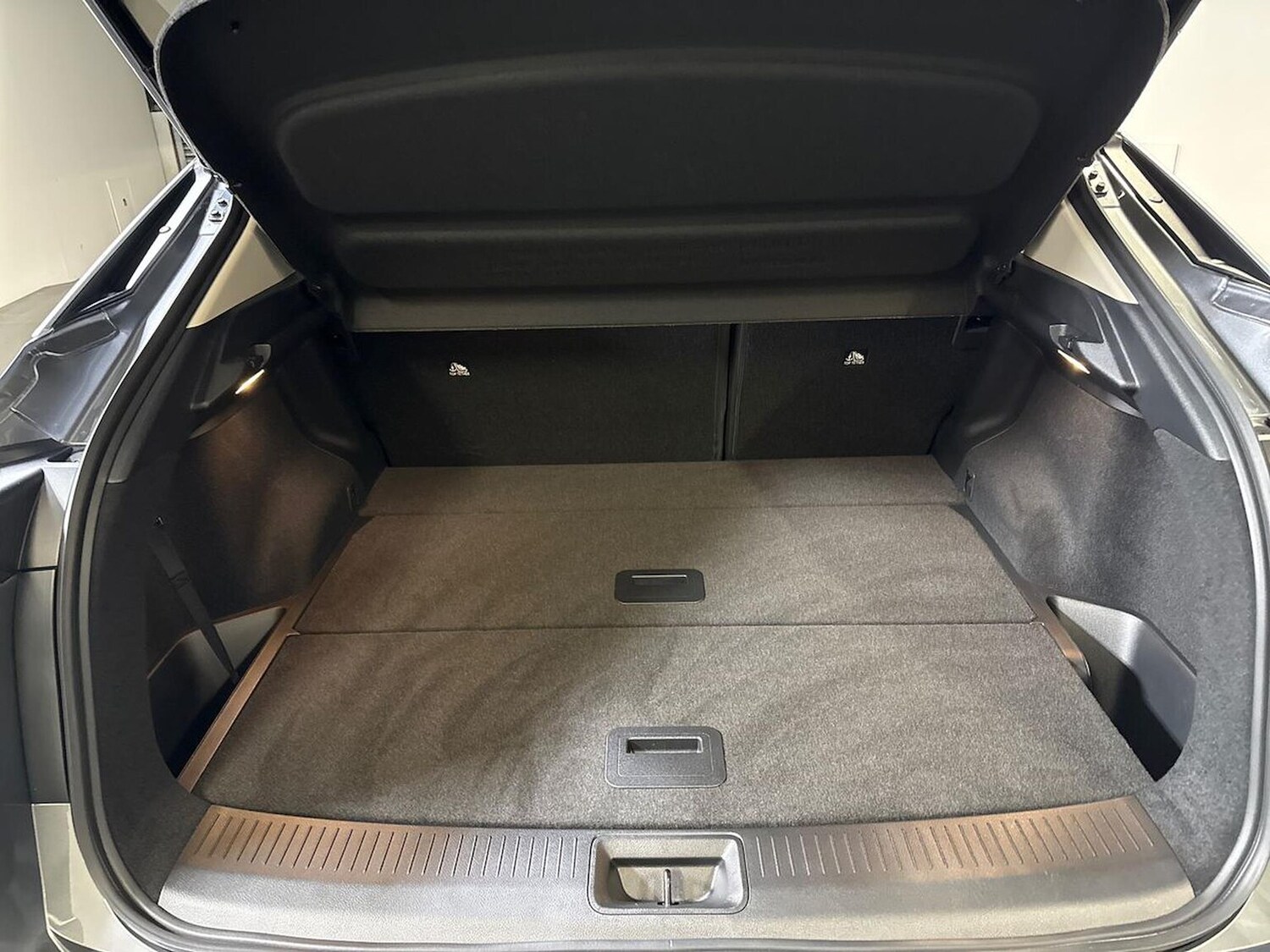 Used Nissan ARIYA 2023 for sale - 77488408: Photo 17