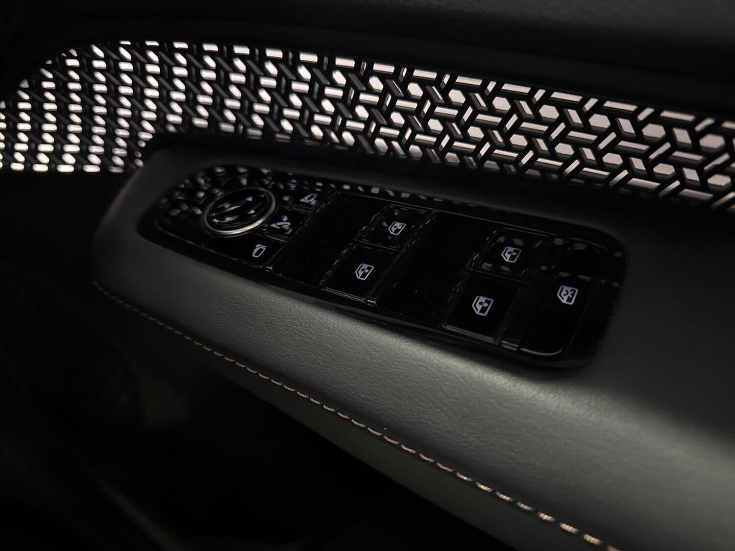 Used Nissan ARIYA 2023 for sale - 77488408: Photo 21