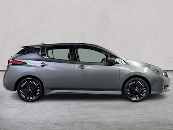 Used Nissan Leaf 2022 for sale - 79352957: Photo