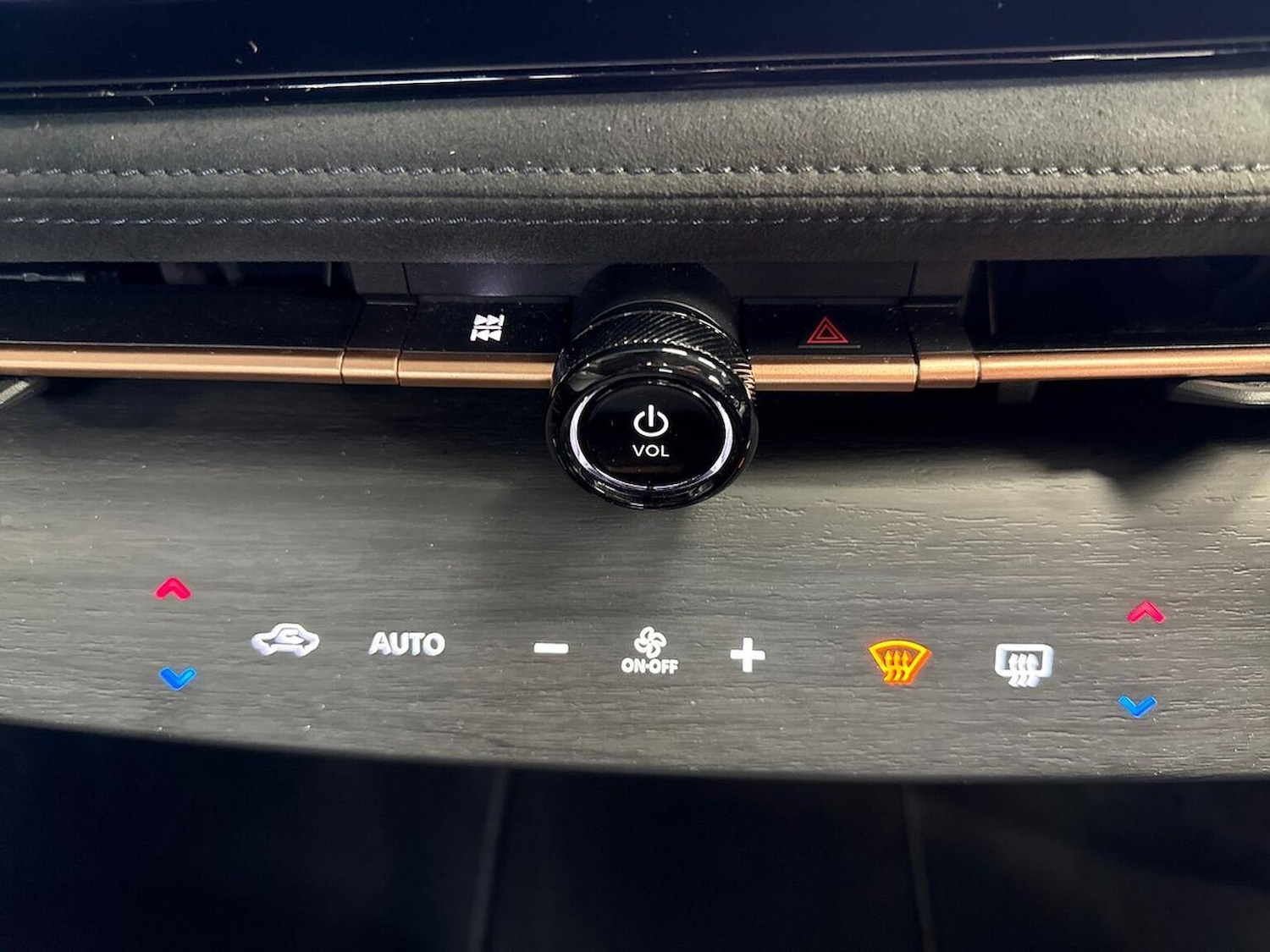 Used Nissan ARIYA 2022 for sale - 76583201: Photo 22