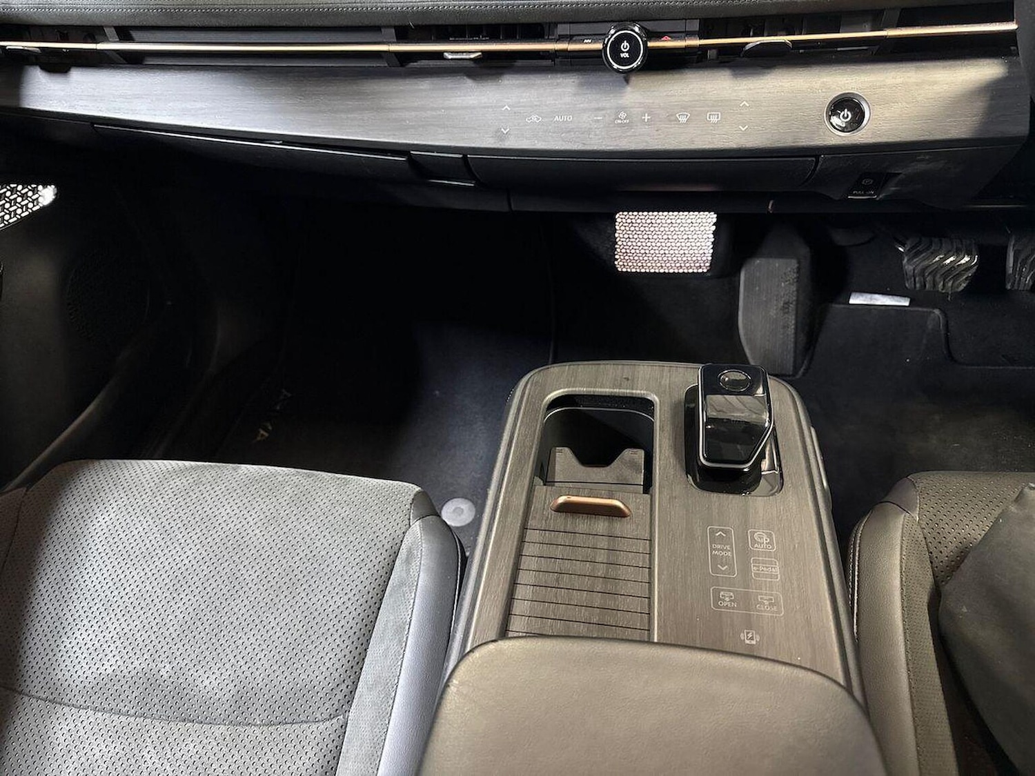 Used Nissan ARIYA 2022 for sale - 76583201: Photo 8