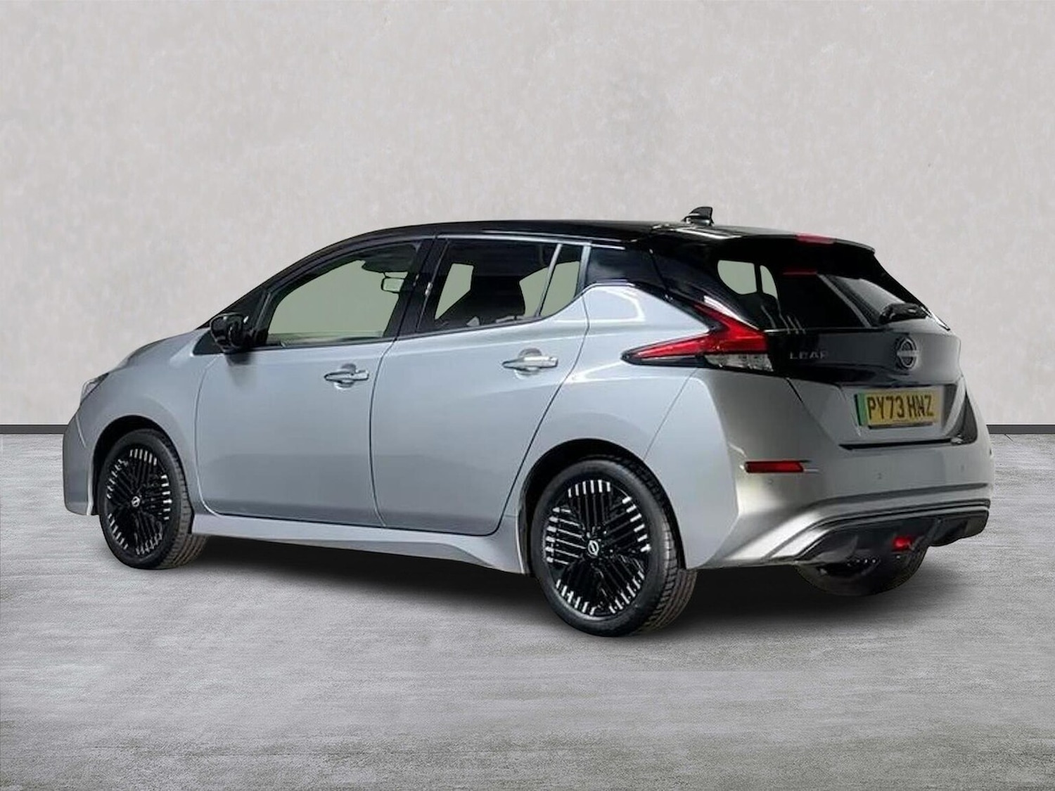 Used Nissan Leaf 2023 for sale - 77488413: Photo 2