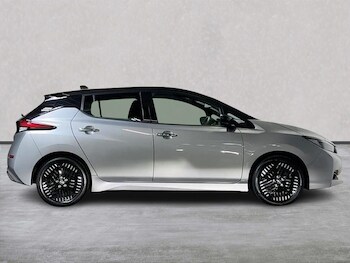 Used Nissan Leaf 2023 for sale - 77488413: Photo