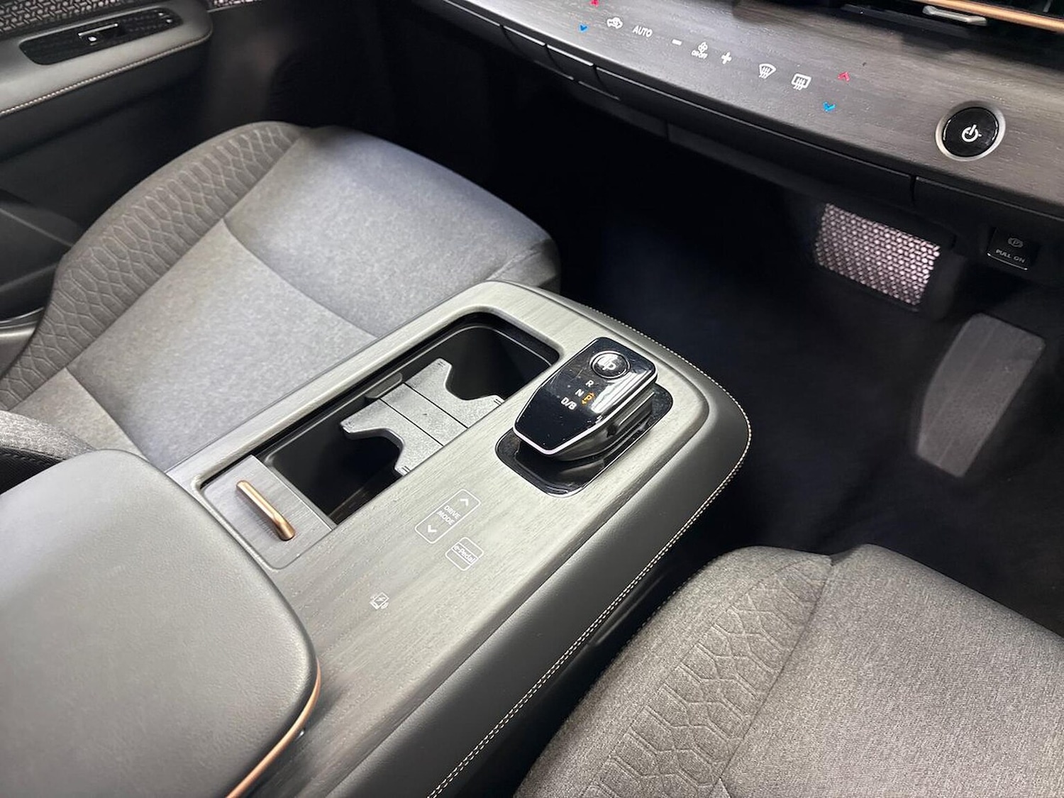 Used Nissan ARIYA 2025 for sale - 77629353: Photo 13