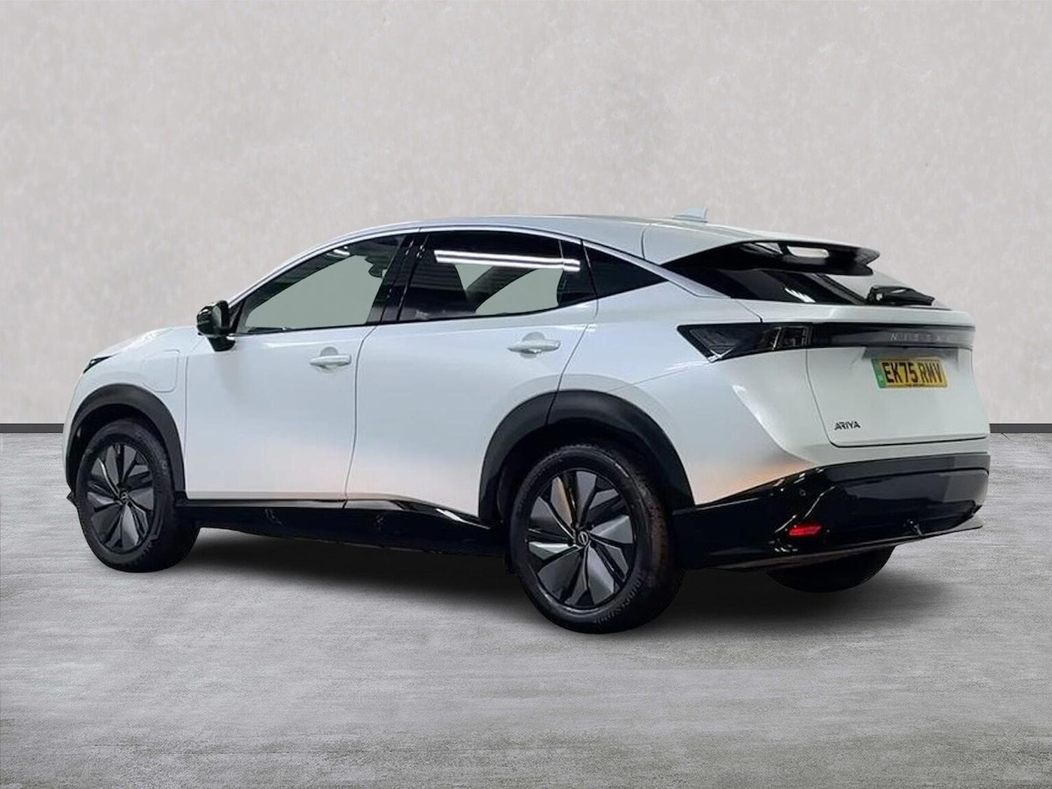 Used Nissan ARIYA 2025 for sale - 77629353: Photo 2