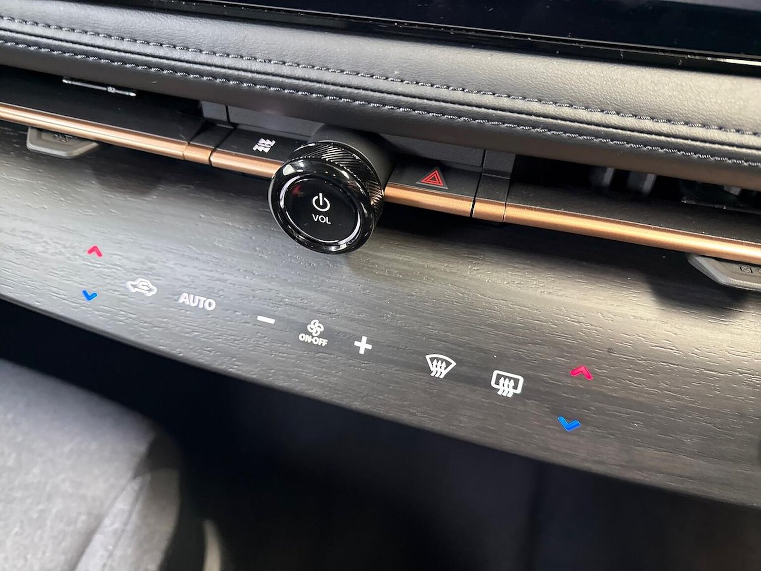 Used Nissan ARIYA 2025 for sale - 77629353: Photo 22