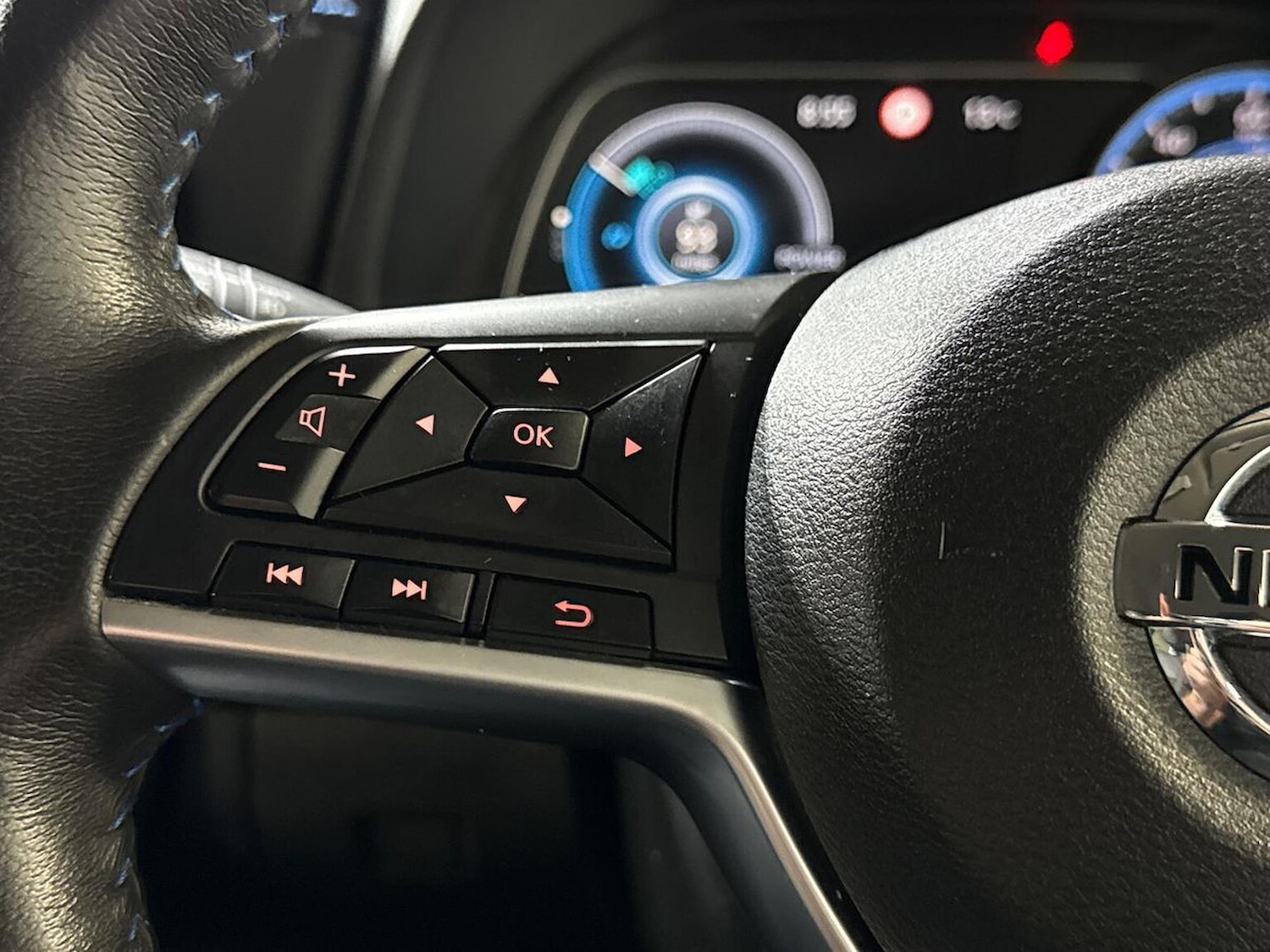 Used Nissan Leaf 2021 for sale - 76846052: Photo 24