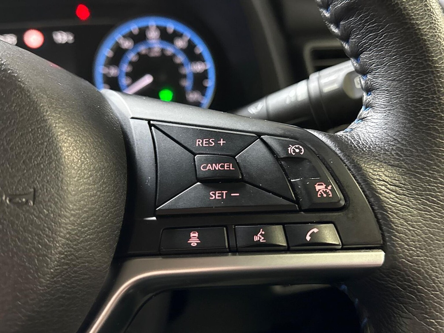 Used Nissan Leaf 2021 for sale - 76846052: Photo 25