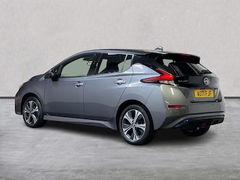 Used Nissan Leaf 2021 for sale - 76846052: Photo