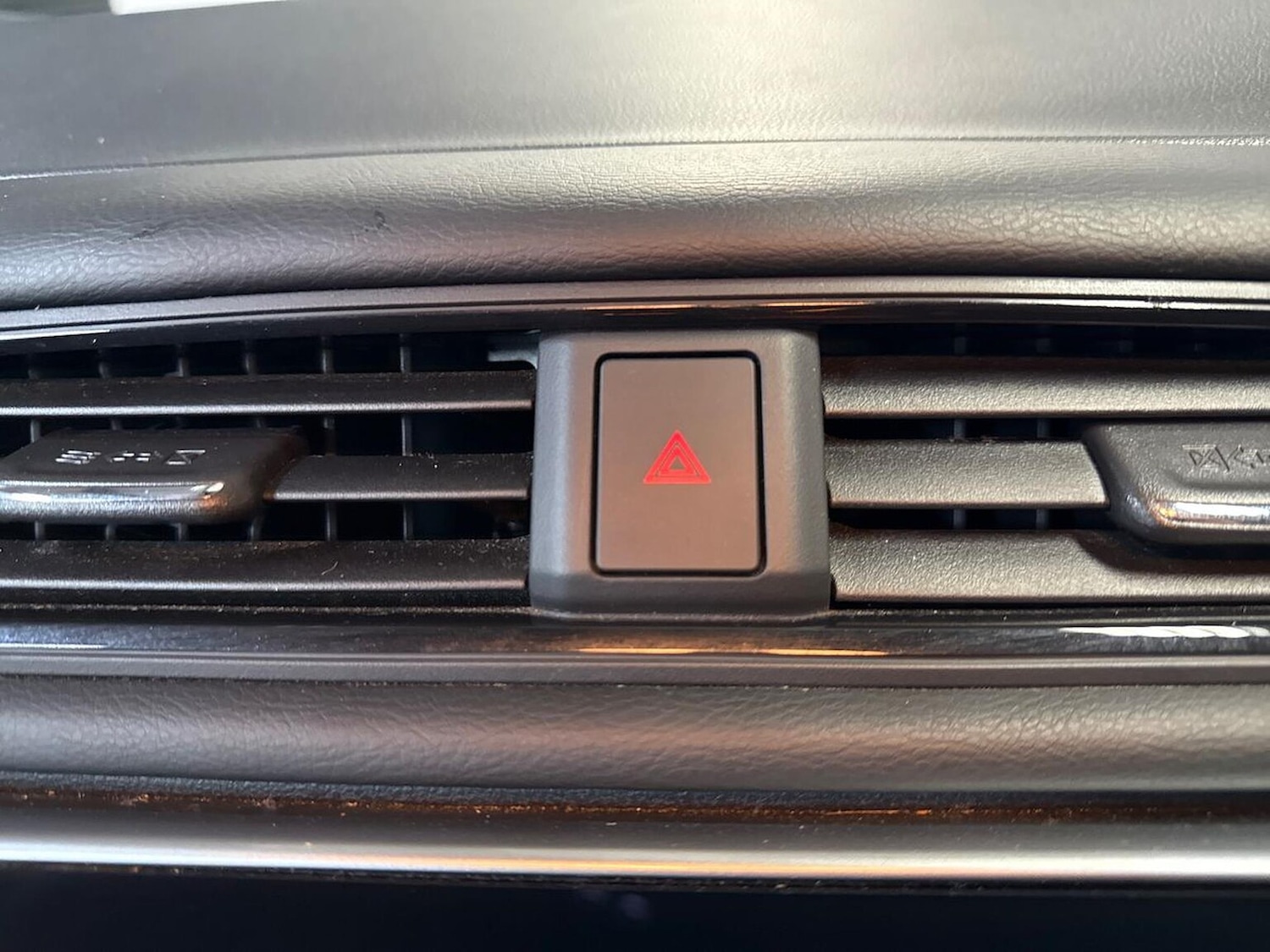 Used Nissan Leaf 2021 for sale - 77062302: Photo 22