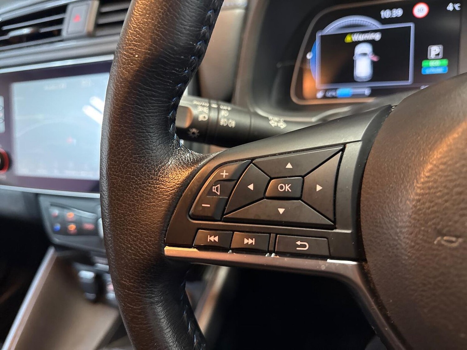 Used Nissan Leaf 2021 for sale - 77062302: Photo 24