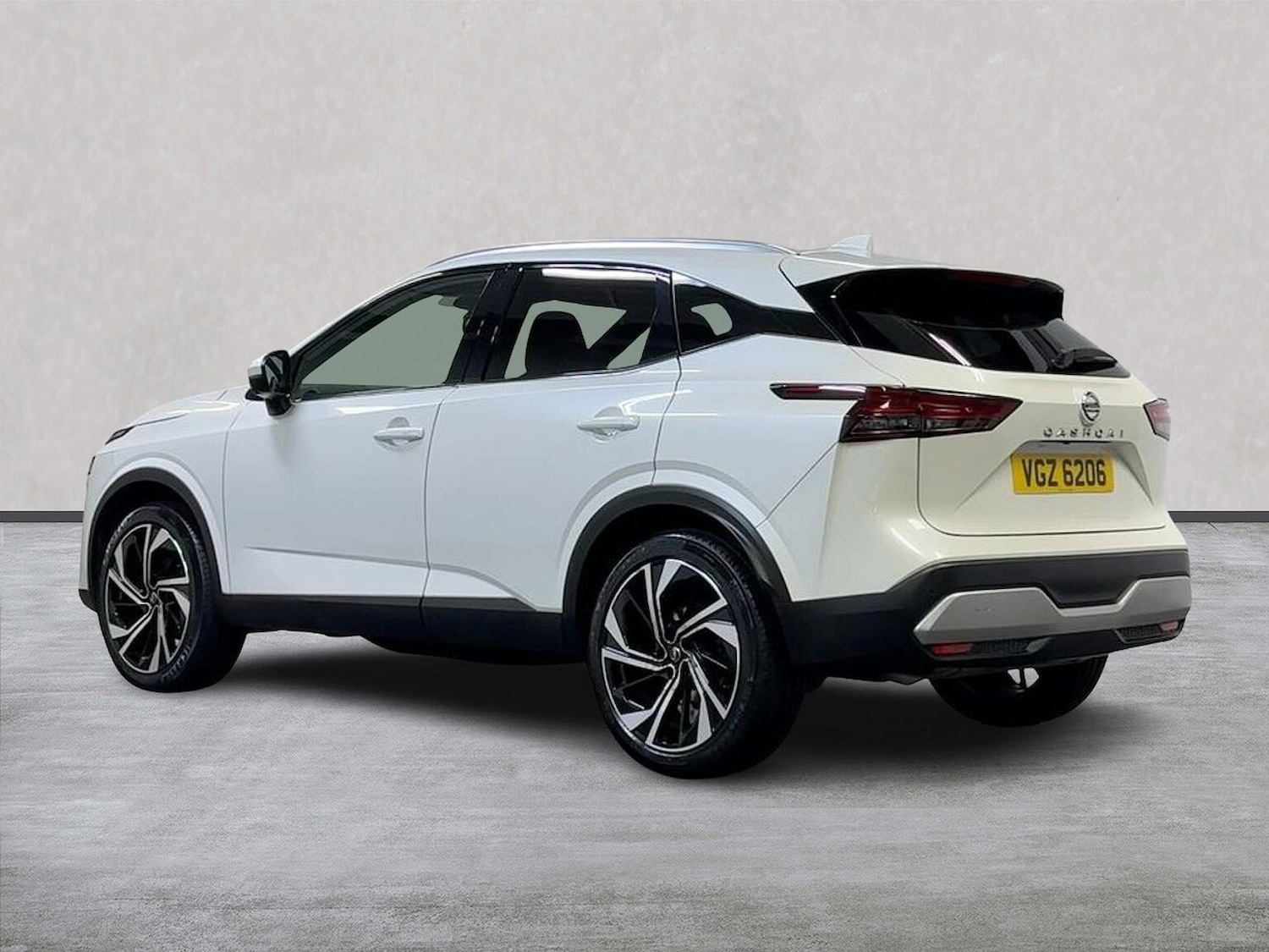 Used Nissan Qashqai 2021 for sale - 76144250: Photo 2