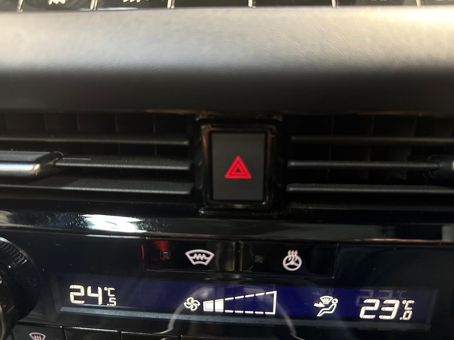 Used Nissan Qashqai 2021 for sale - 76144250: Photo 22