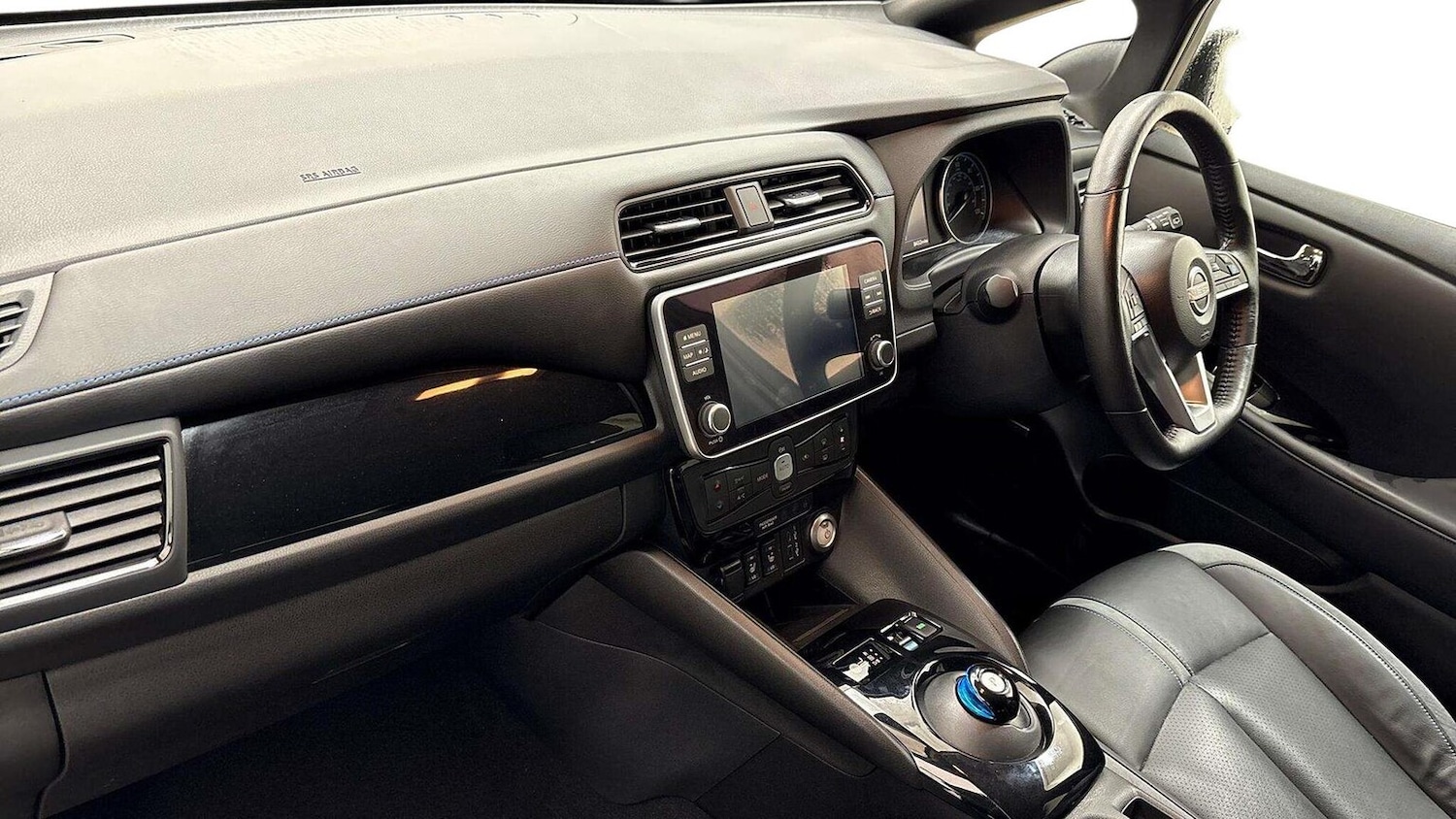 Used Nissan Leaf 2022 for sale - 77012399: Photo 6