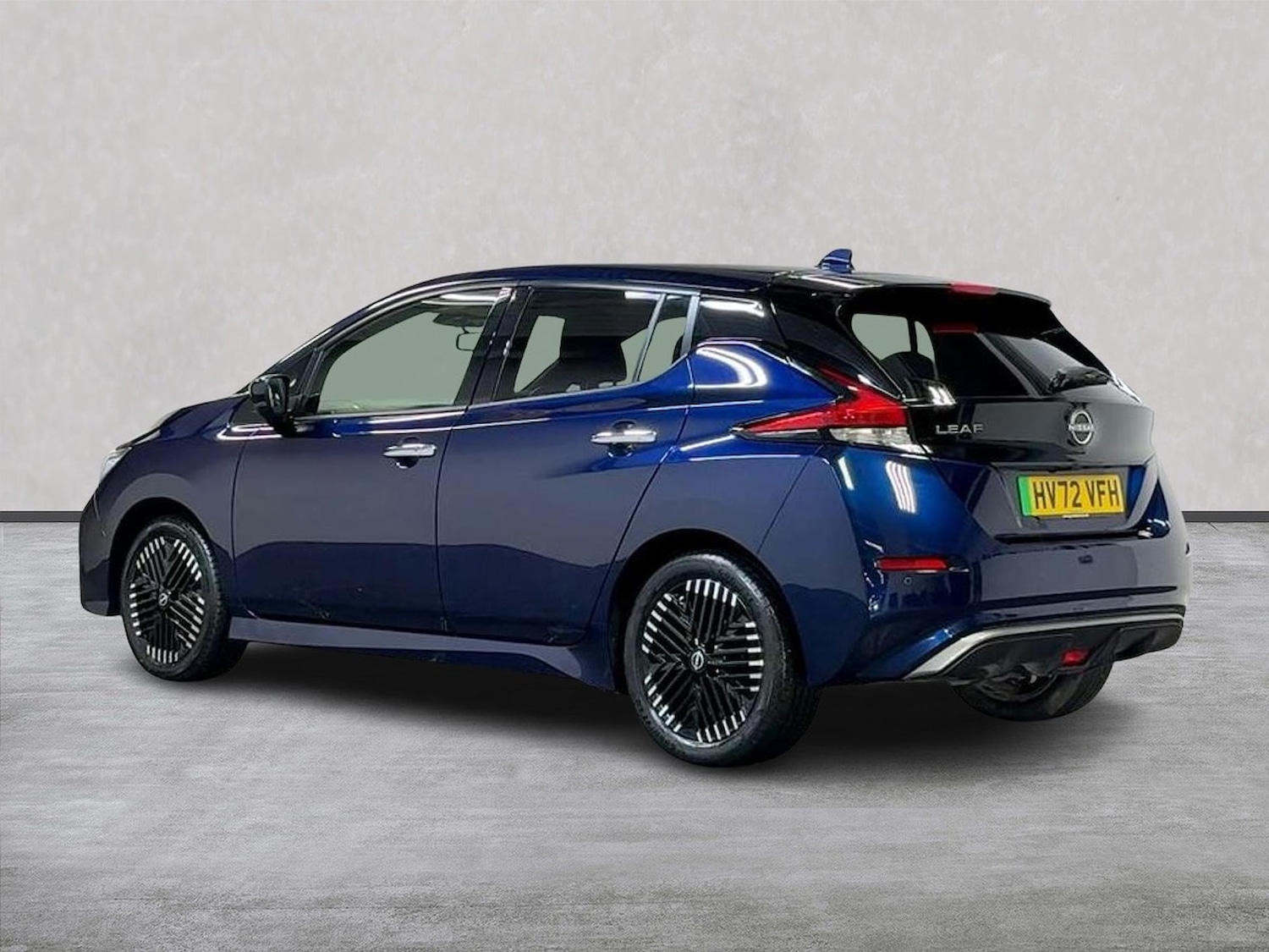 Used Nissan Leaf 2022 for sale - 76045992: Photo 2