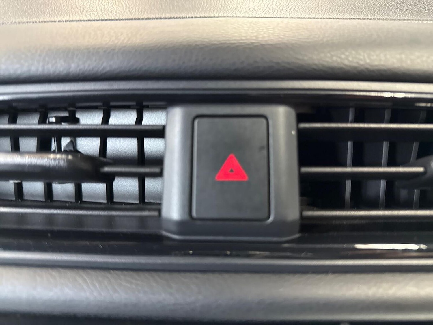 Used Nissan Leaf 2022 for sale - 76045992: Photo 22
