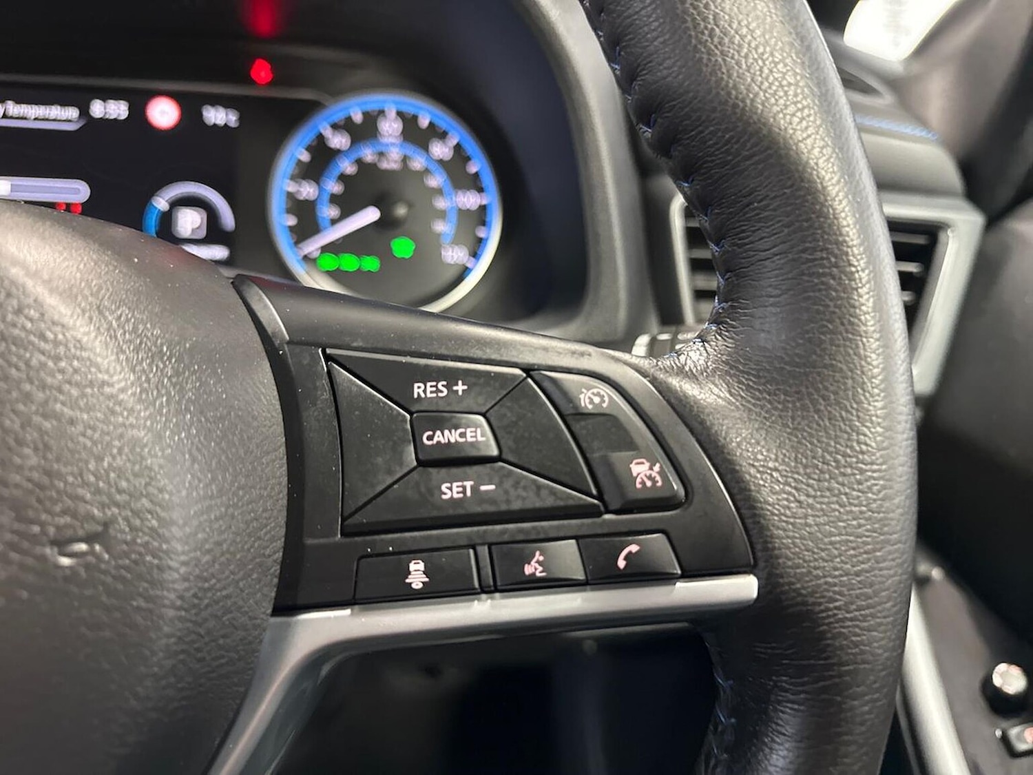 Used Nissan Leaf 2022 for sale - 76045992: Photo 25