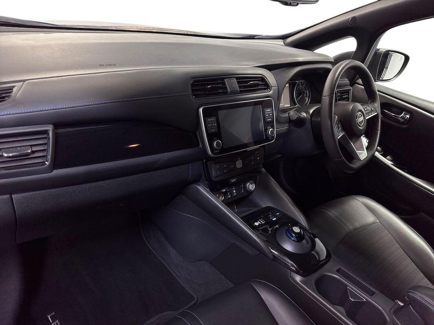 Used Nissan Leaf 2022 for sale - 76045992: Photo 7