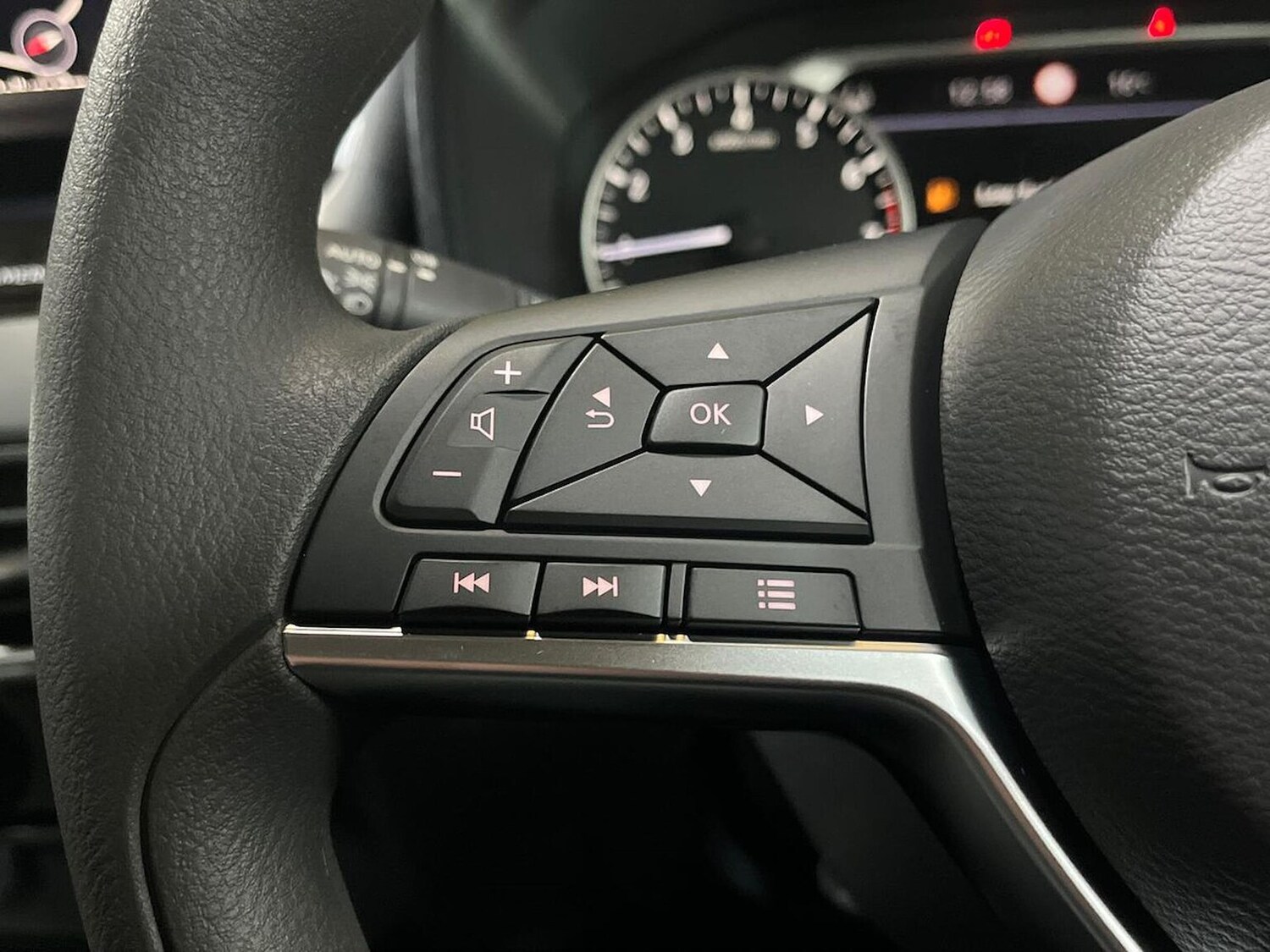 Used Nissan Juke 2026 for sale - 78191887: Photo 25