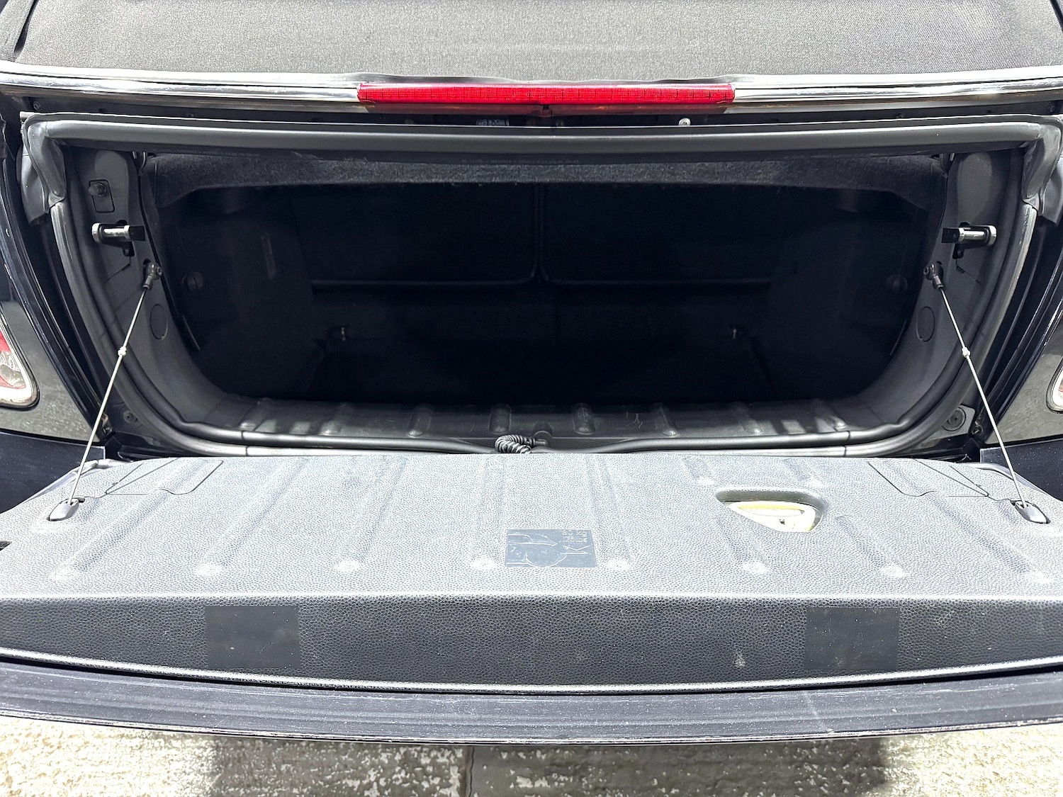 Used MINI Convertible 2008 for sale - 76904731: Photo 13