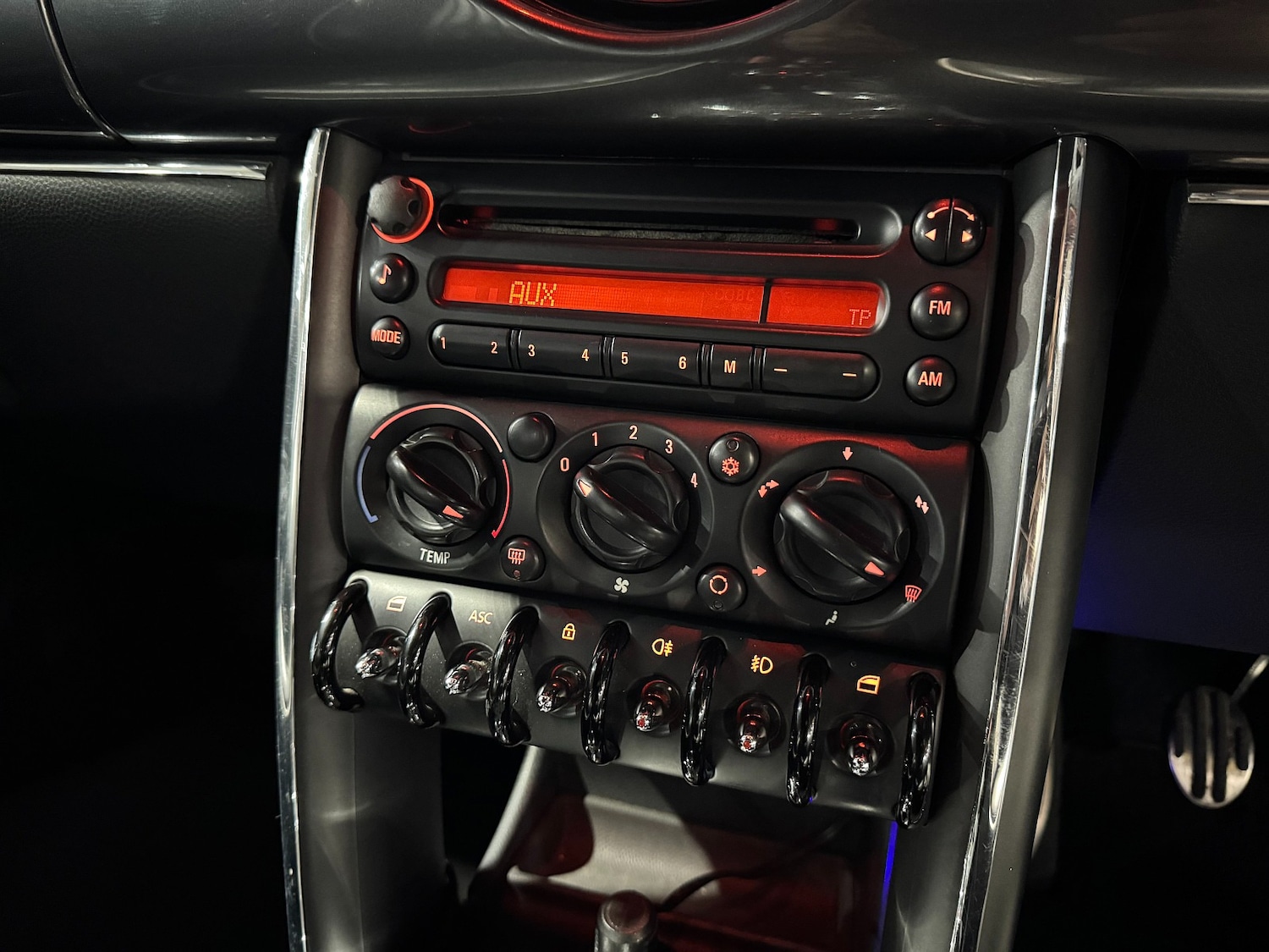 Used MINI Convertible 2008 for sale - 76904731: Photo 21