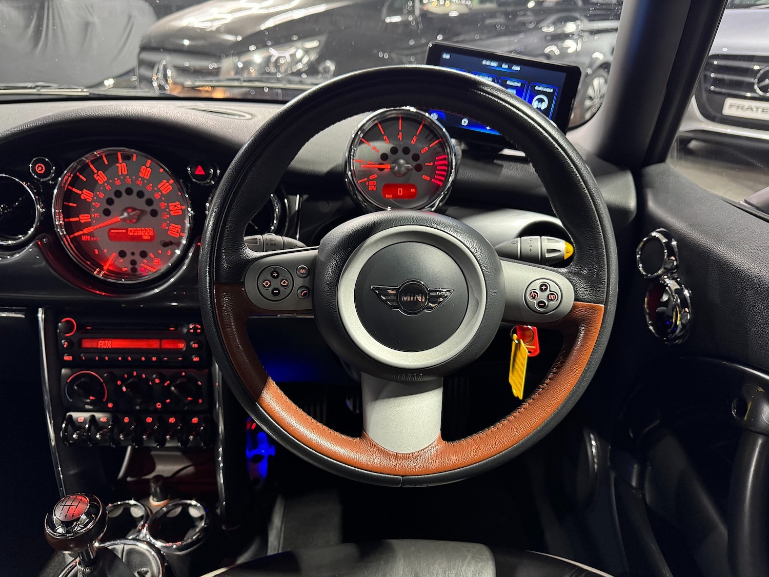 Used MINI Convertible 2008 for sale - 76904731: Photo 24