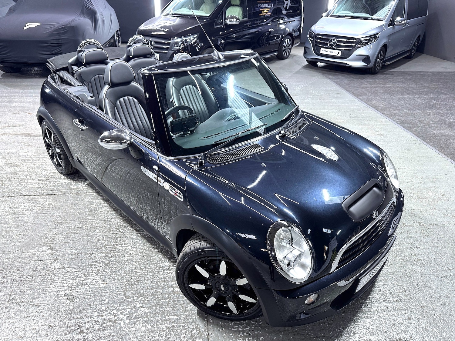 Used MINI Convertible 2008 for sale - 76904731: Photo 4