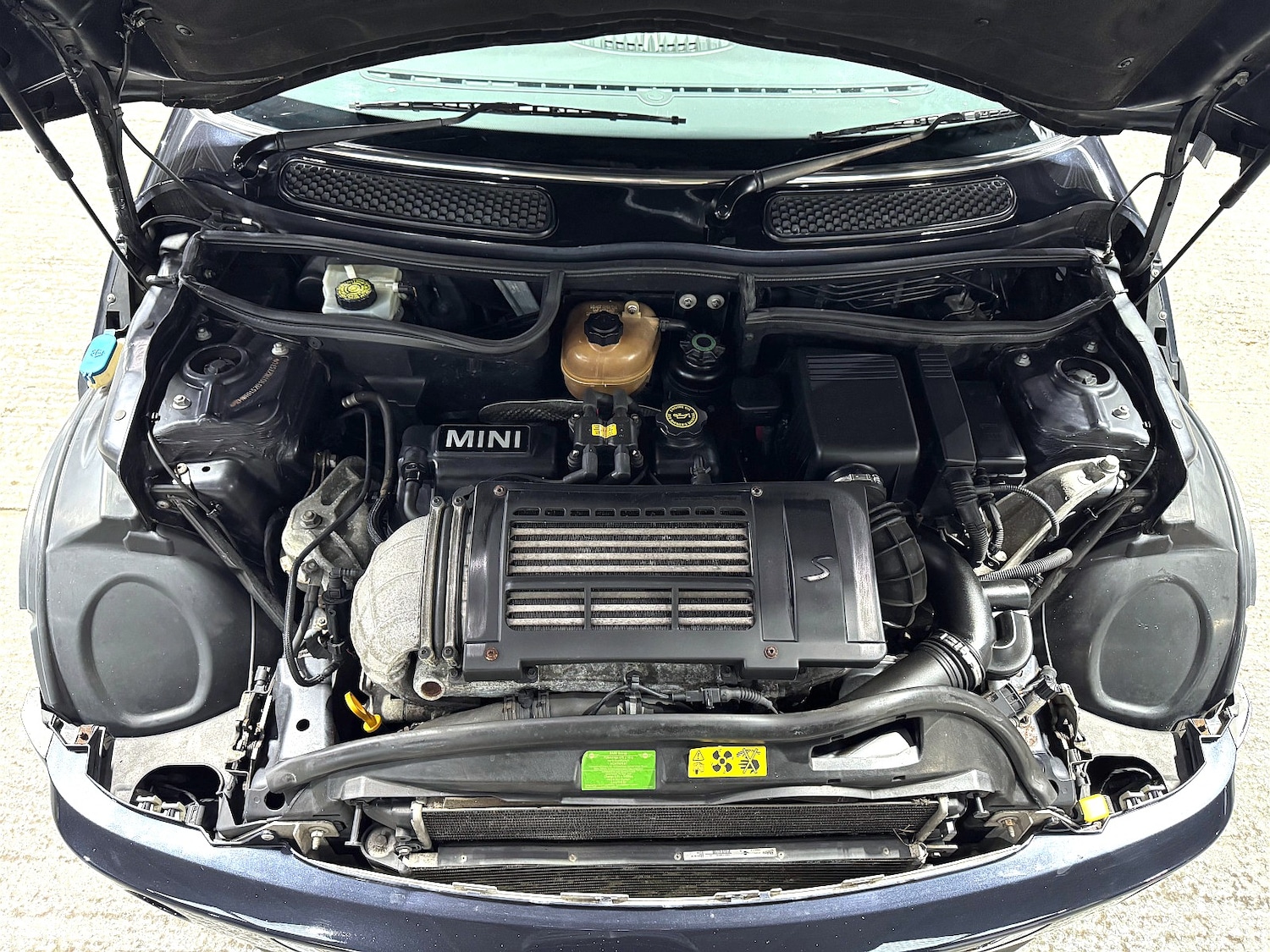 Used MINI Convertible 2008 for sale - 76904731: Photo 8