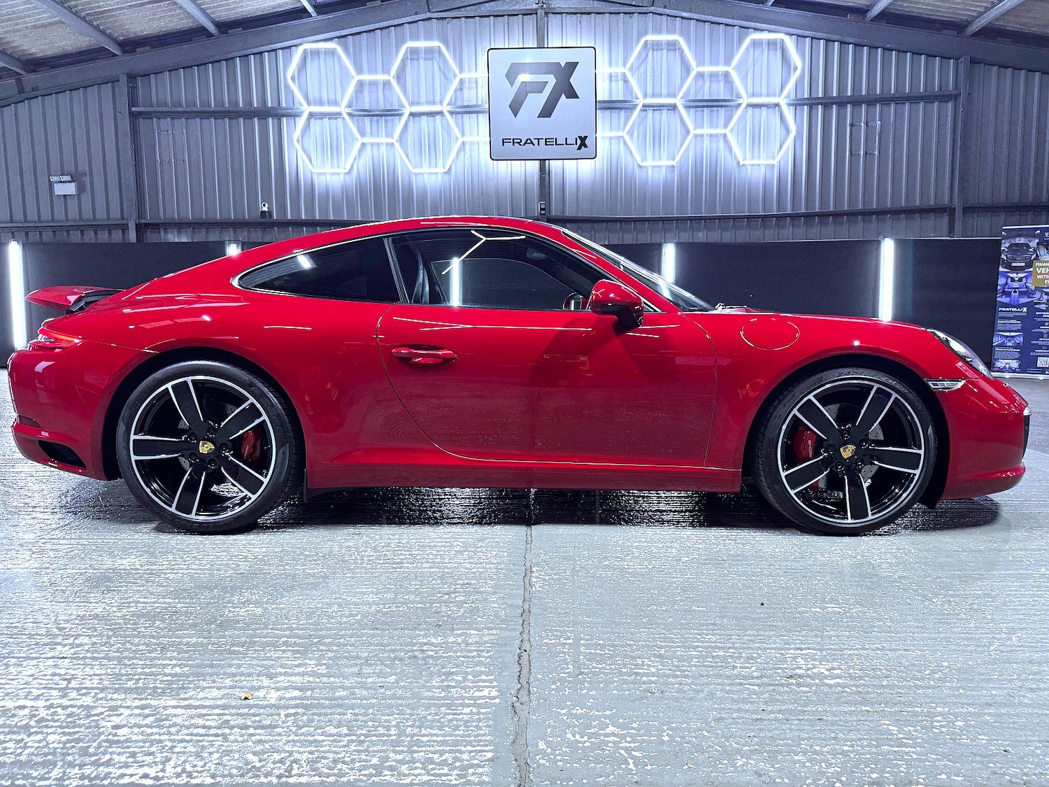 Used Porsche 911 2016 for sale - 76719120: Photo 29