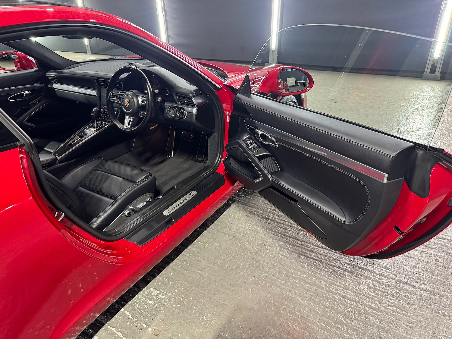 Used Porsche 911 2016 for sale - 76719120: Photo 32